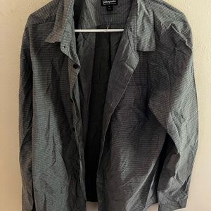 Patagonia long sleeve button down shirt